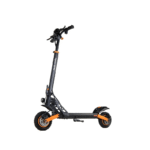 Puissance, stabilité et autonomie au rendez-vous Profitez d'une vitesse impressionnante jusqu’à 45 km/h grâce à un moteur sans balais de 600 W ultra performant. Sa structure en ciseaux robuste assure un excellent maintien, supportant jusqu’à 30 kg en toute sécurité. Dotée d’une batterie haute capacité de 48,1 V / 15 Ah, cette trottinette peut atteindre une autonomie de 50 km, idéale pour vos trajets quotidiens comme vos longues balades.