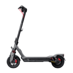 Dotée d’un puissant moteur de 2000 W, la Ninebot MAX G3 E combine performance et polyvalence, offrant une solution idéale pour les trajets urbains et les escapades en pleine nature. Sa capacité à gravir aisément les pentes les plus abruptes en fait un choix incontournable pour les aventuriers du quotidien.